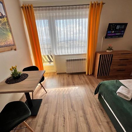 Widokowy Apartament - Pokoje Goscinne Banska Wyzna Extérieur photo