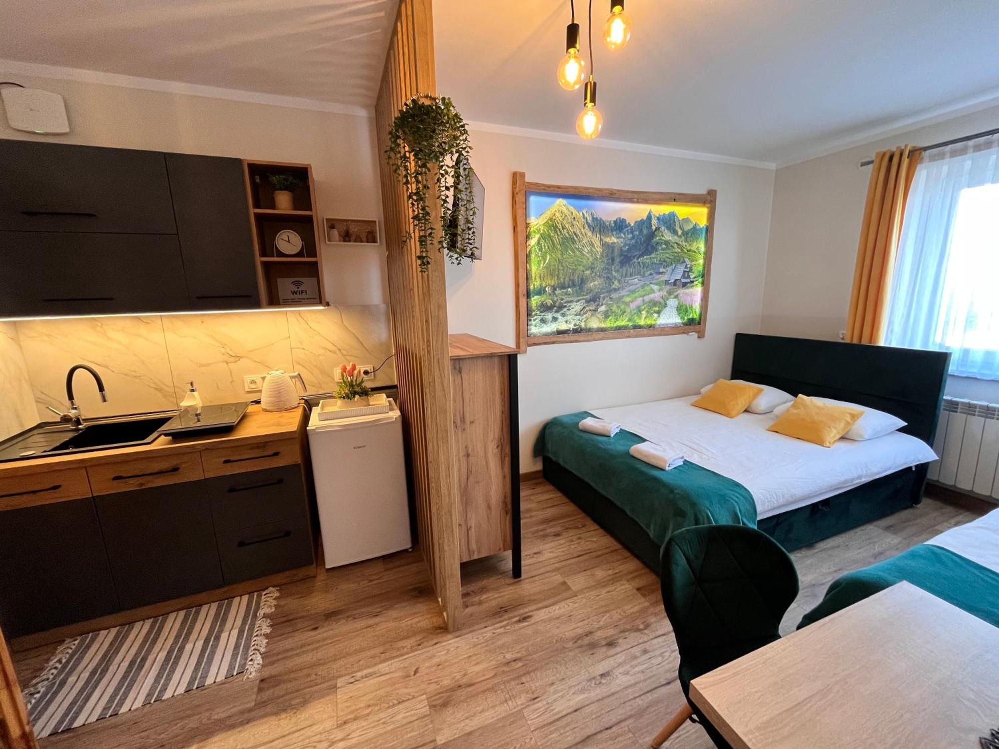 Widokowy Apartament - Pokoje Goscinne Banska Wyzna Extérieur photo