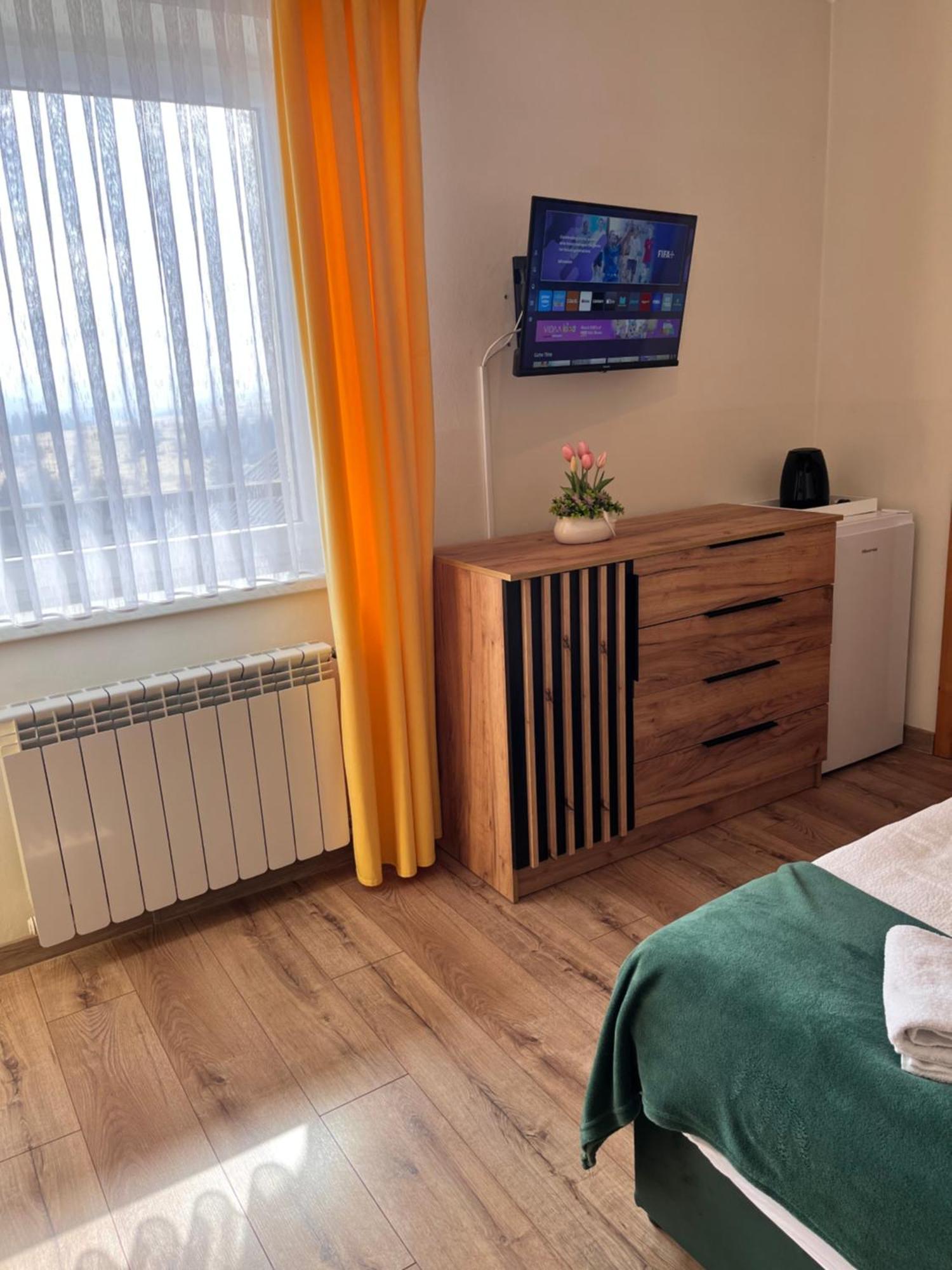 Widokowy Apartament - Pokoje Goscinne Banska Wyzna Extérieur photo